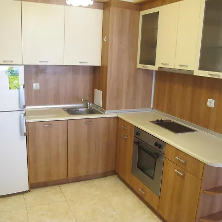 Sea Garden Lazur Apartment 公寓